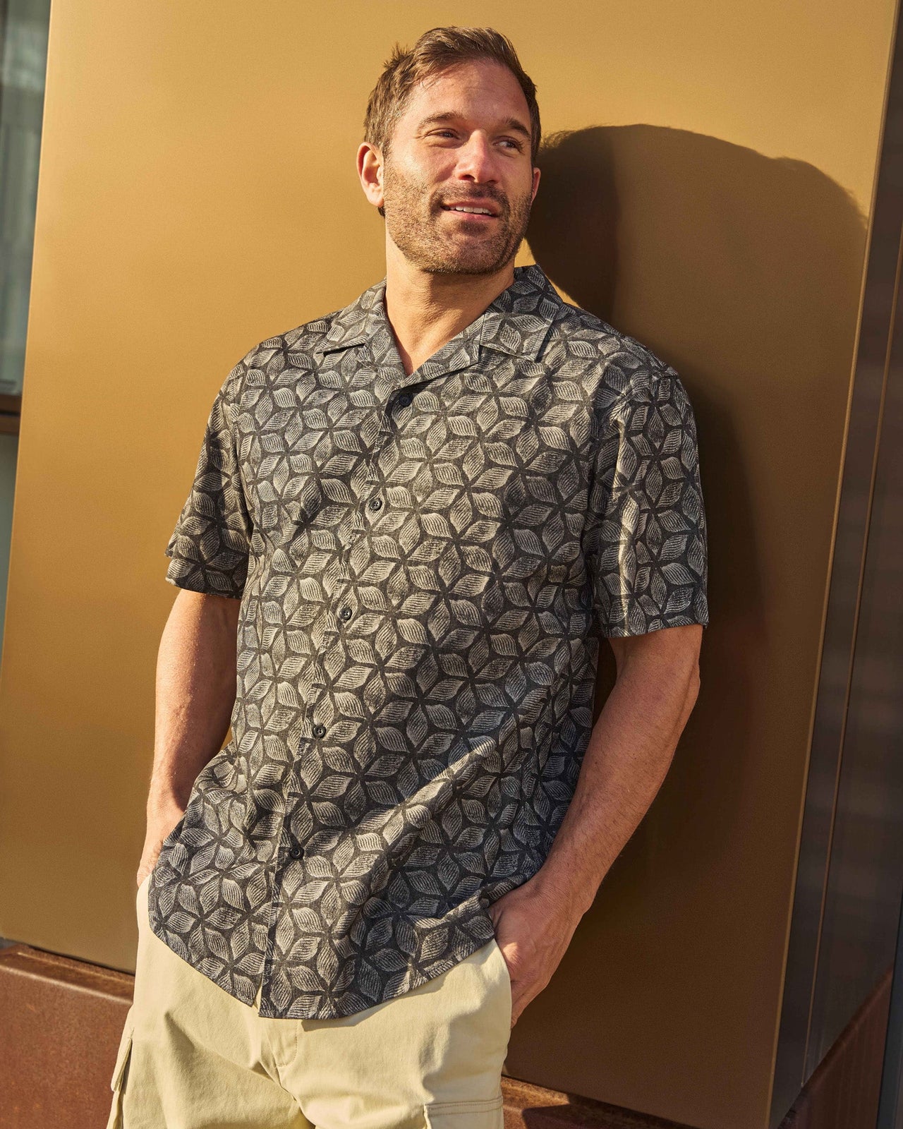 Caladium Short Sleeve Shirt Black