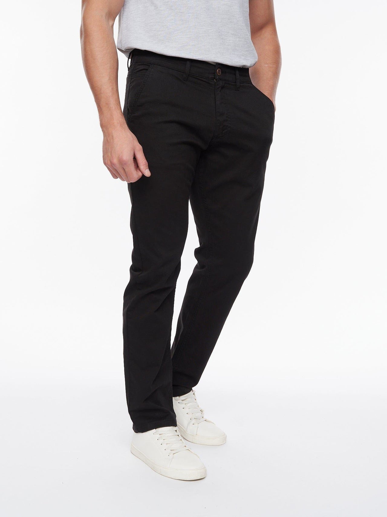 Tasman Chinos Black